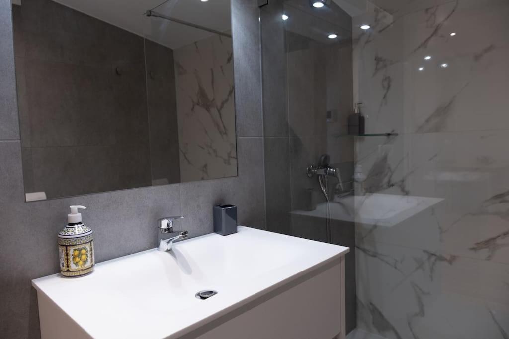 Porto Santa Maria Apartments Phòng bức ảnh